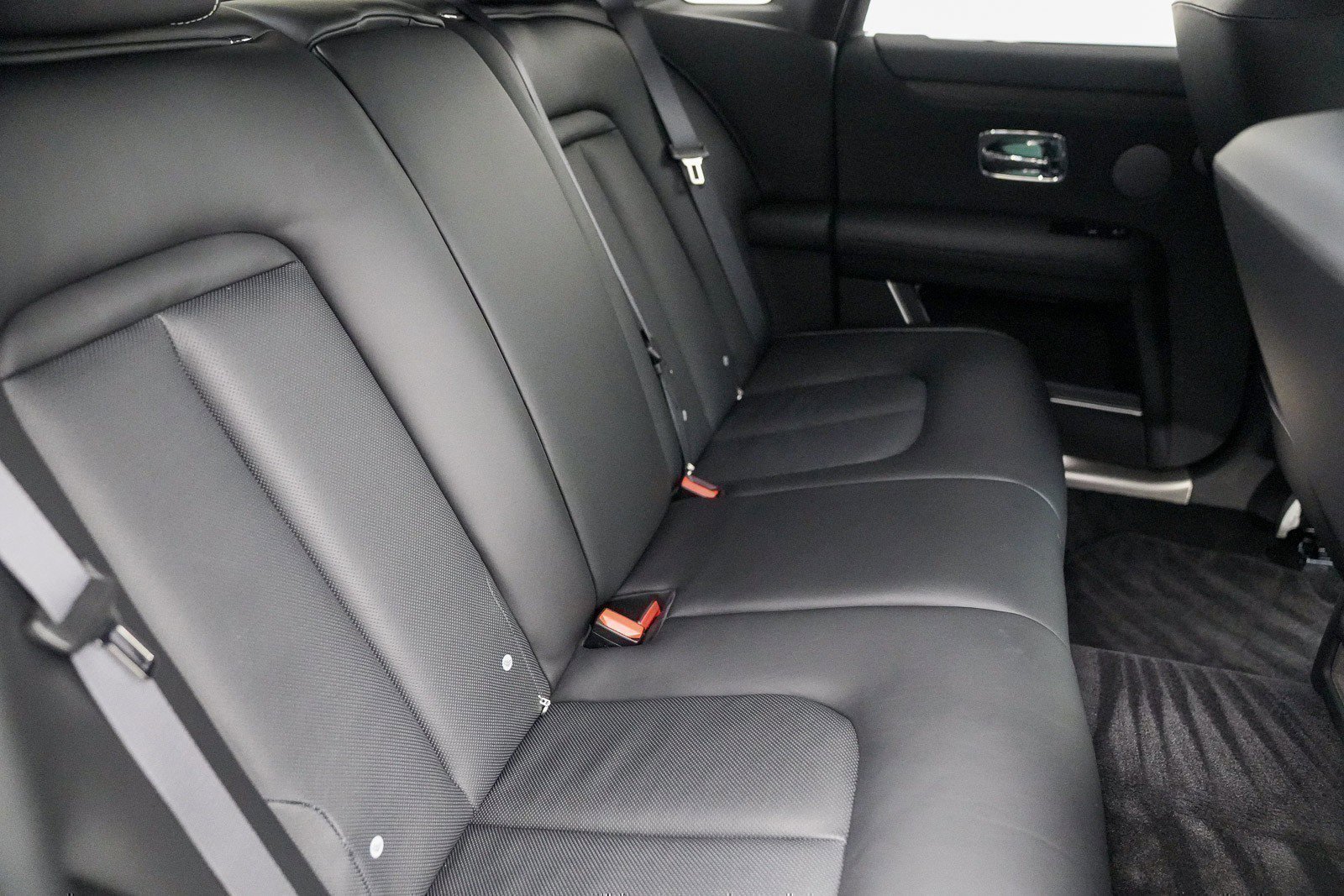 Used 2024 Rolls-Royce Ghost Ghost image 23