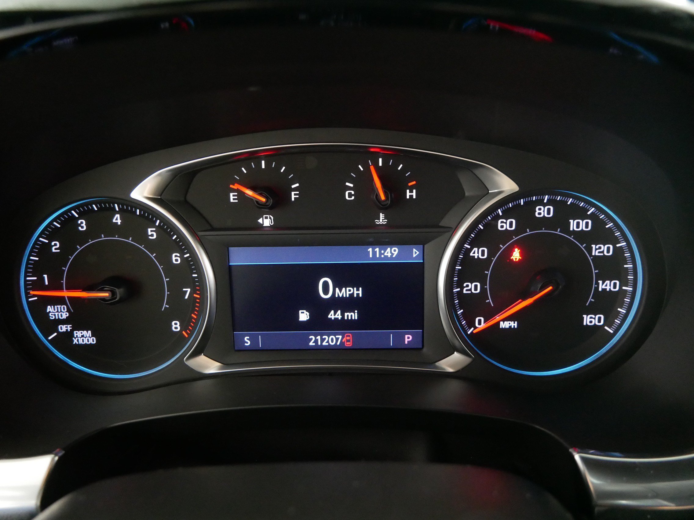 Used 2023 Chevrolet Traverse LT FWD image 21