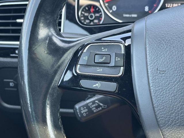 Used 2017 Volkswagen Touareg Wolfsburg Edition AWD/4WD image 28