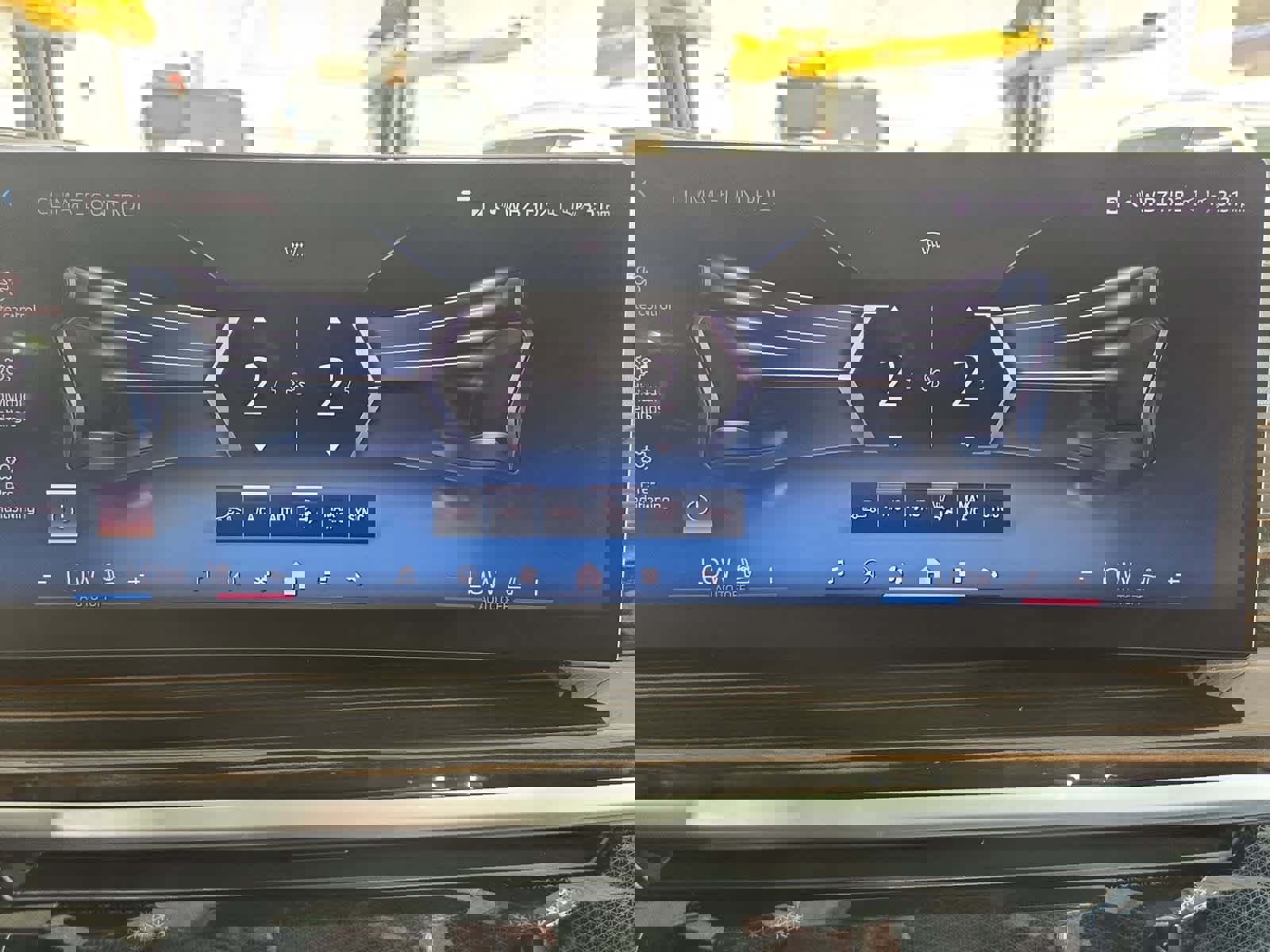 Used 2025 BMW X7 xDrive40i image 48