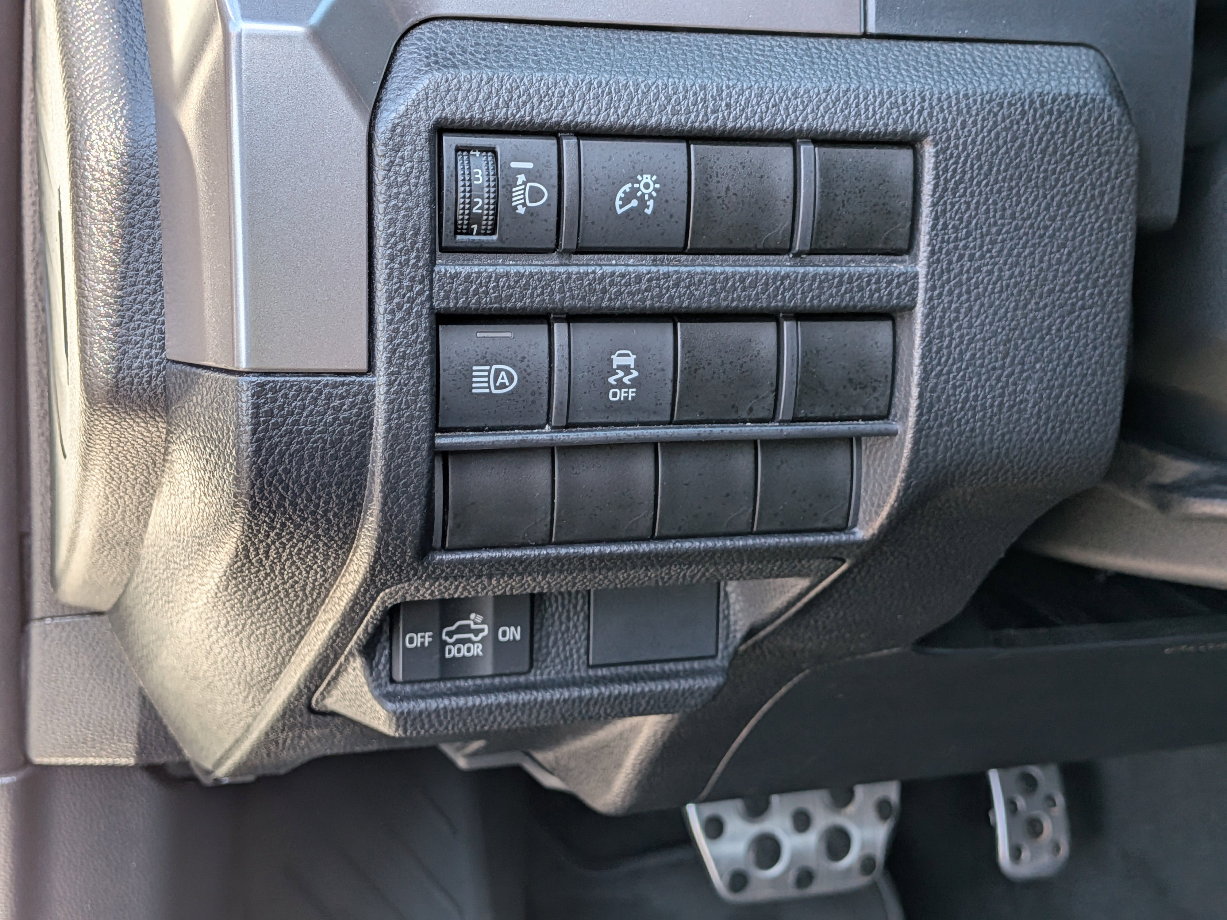 Certified 2024 Toyota Tacoma TRD Sport AWD/4WD image 14