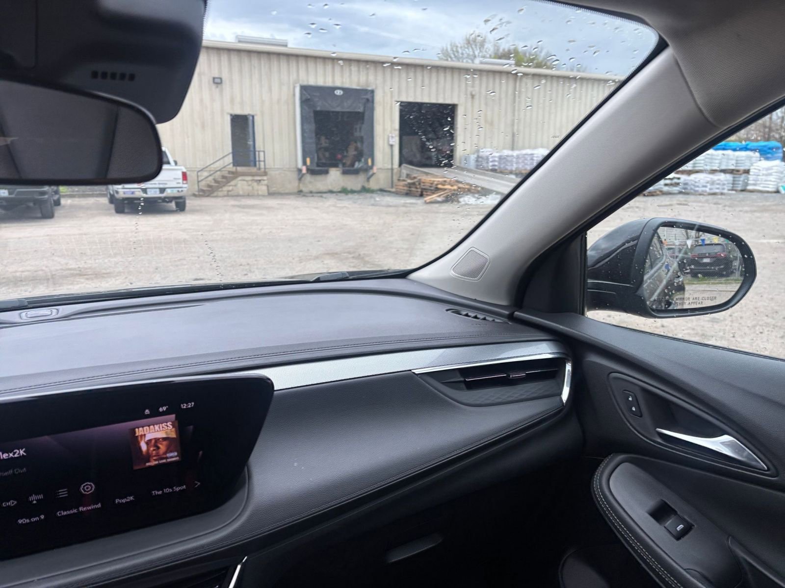 Used 2025 Buick Encore GX Preferred image 36