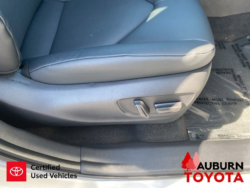 Used 2025 Toyota Grand Highlander AWD image 15