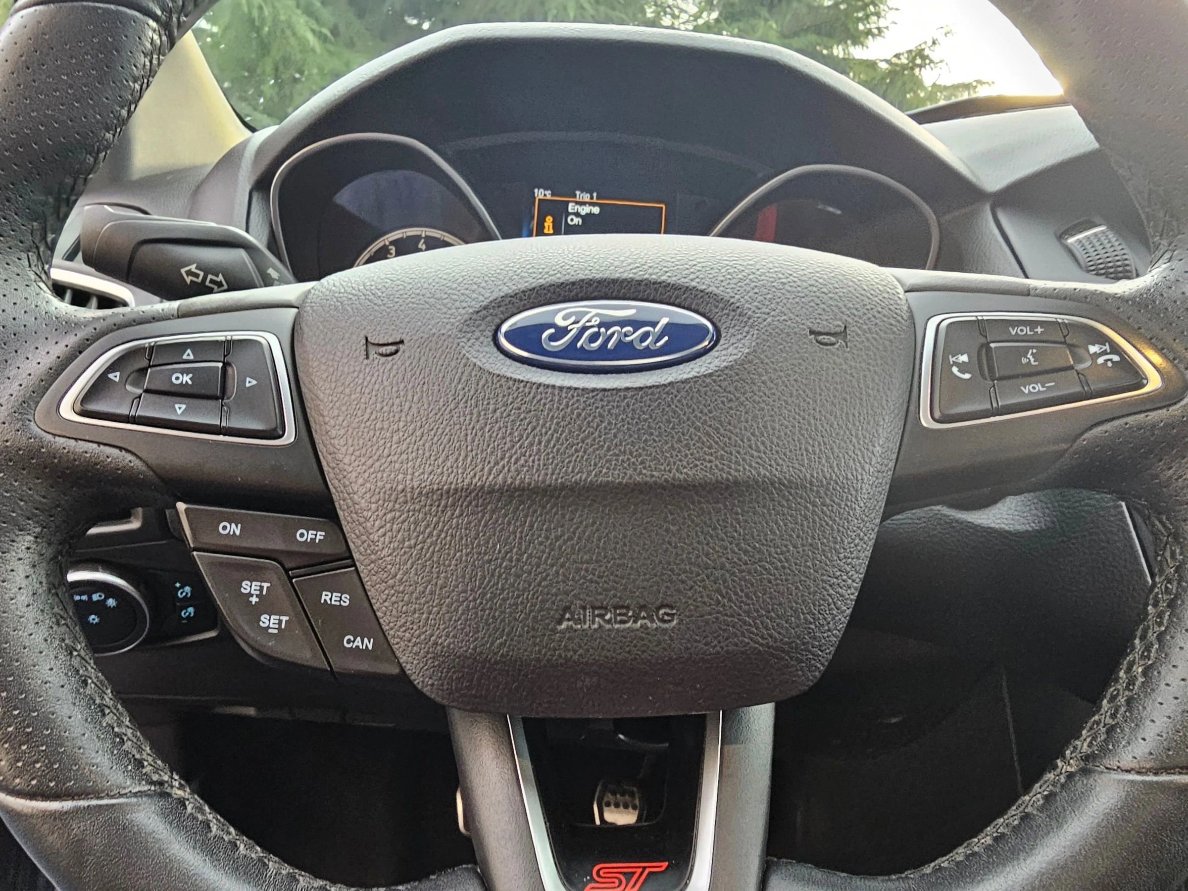 Used 2017 Ford Focus ST image 23
