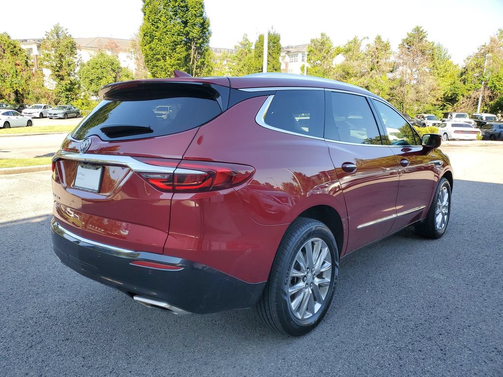 Used 2020 Buick Enclave Essence w/ Sound and Sites Package FWD image 4