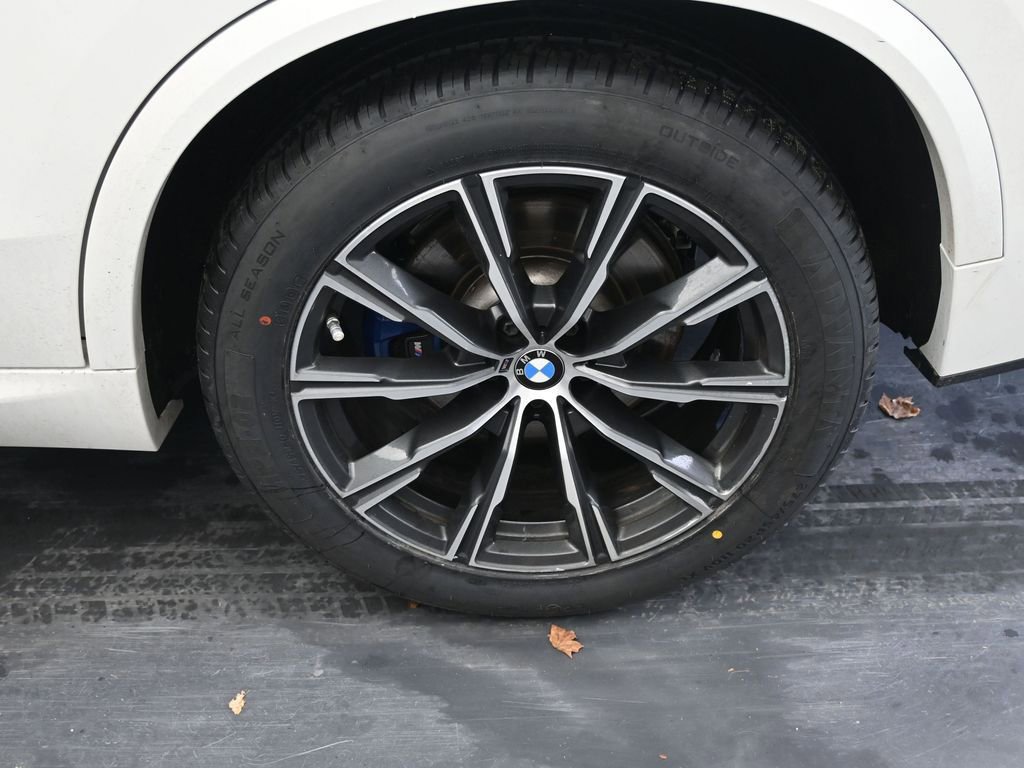 Used 2023 BMW X5 xDrive40i w/ Executive Package image 12
