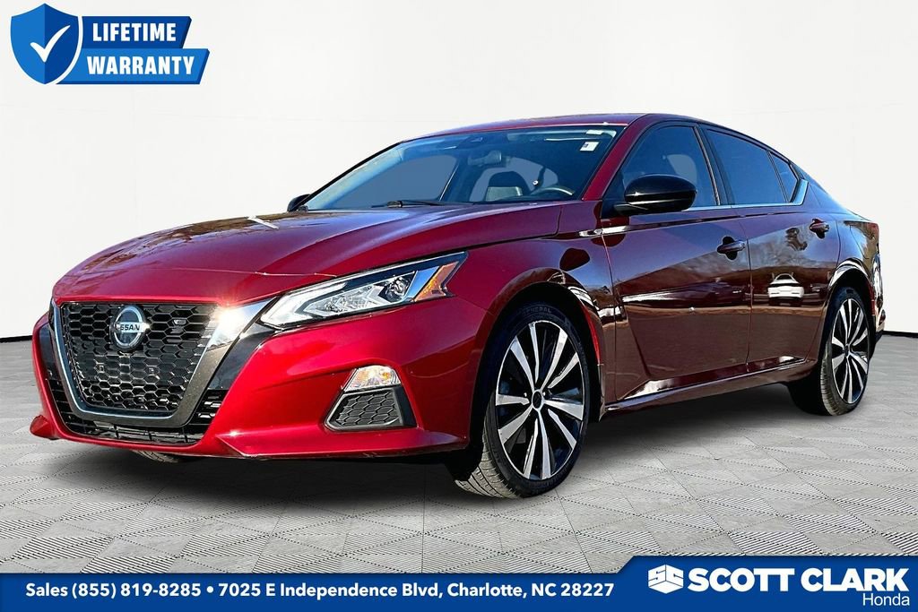 Used 2022 Nissan Altima 2.5 SR image 3