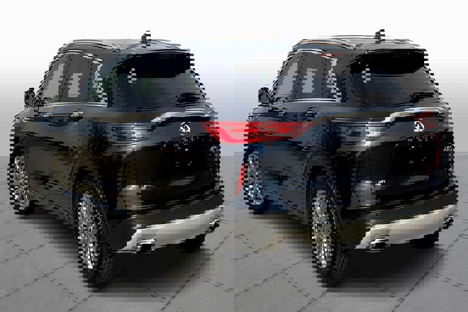 Used 2024 INFINITI QX50 Luxe image 11