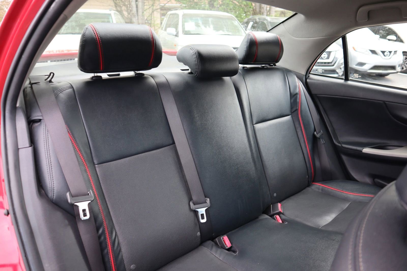 Used 2012 Toyota Corolla S image 23