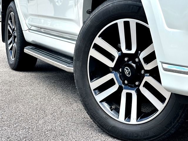 Used 2020 Toyota 4Runner Limited AWD/4WD image 2