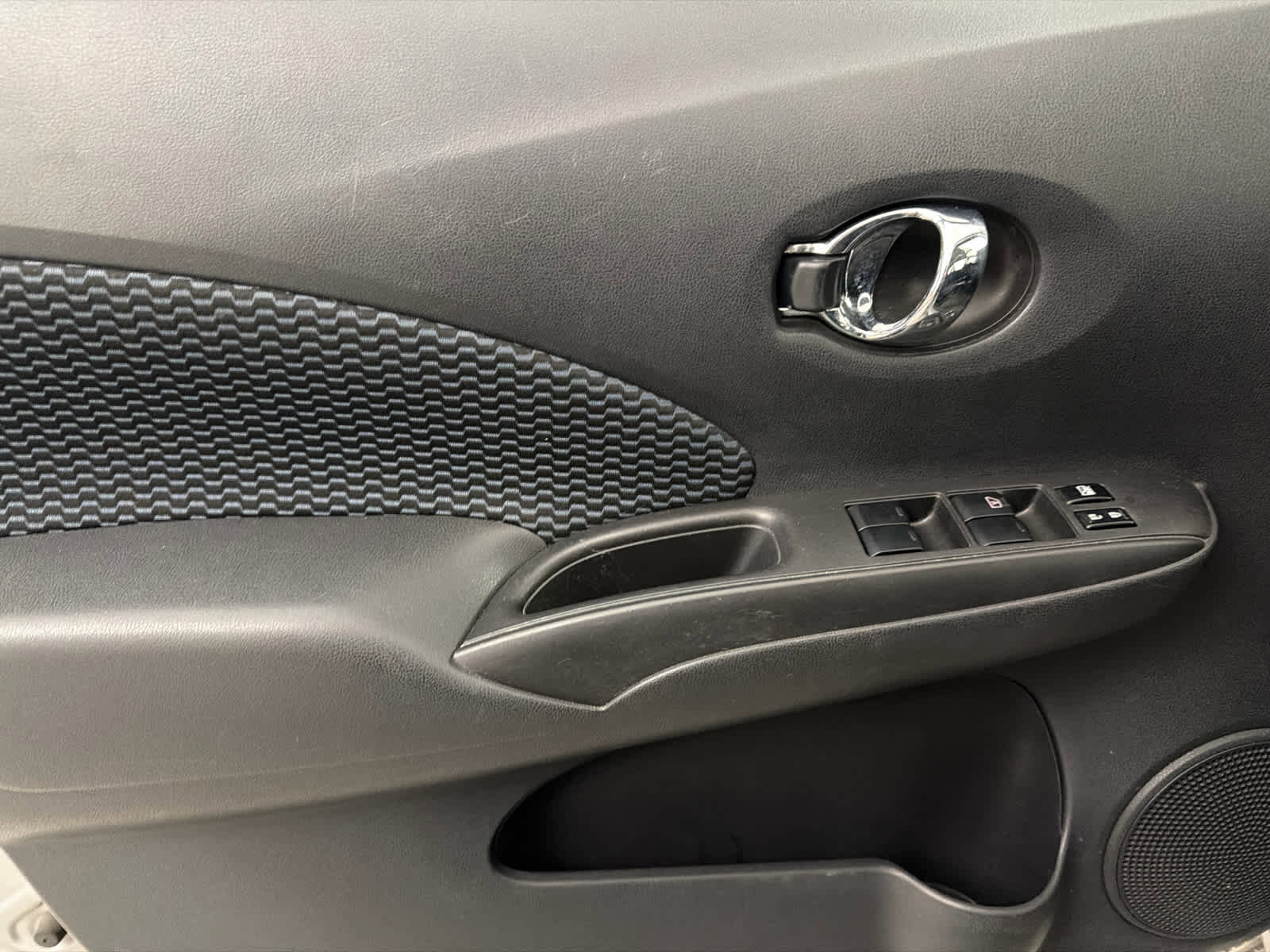 Used 2015 Nissan Versa Note SV image 22