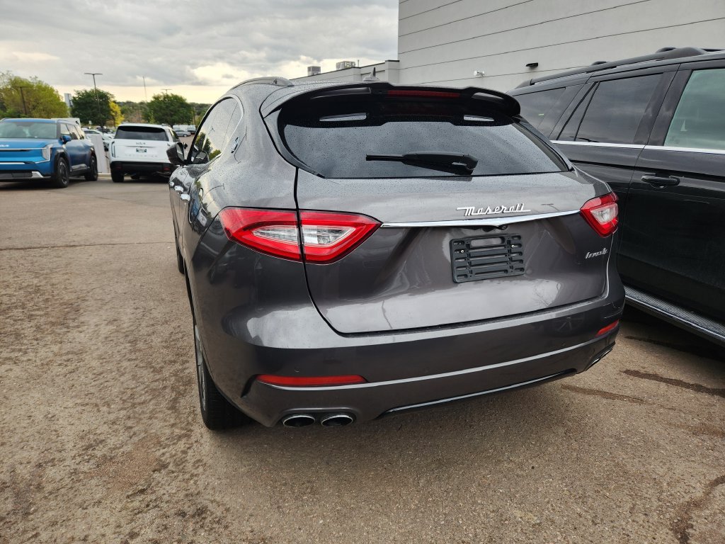 Used 2017 Maserati Levante w/ Sport Package AWD/4WD image 7