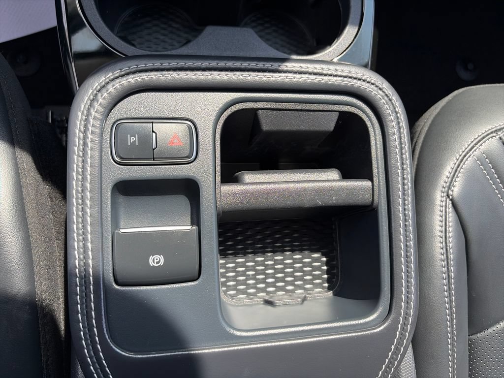 Used 2025 Ford Mustang Mach-E Premium AWD/4WD image 23