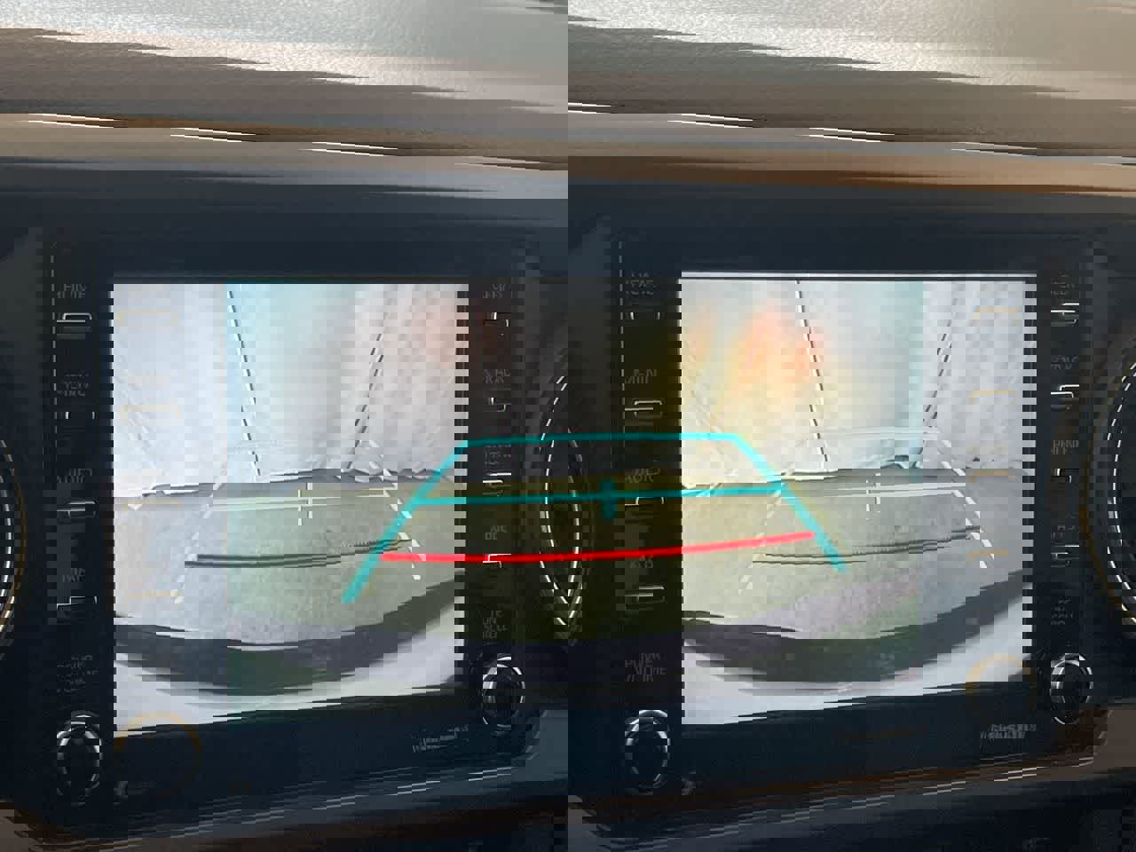 Used 2023 Toyota Tacoma TRD Sport w/ Technology Package image 17