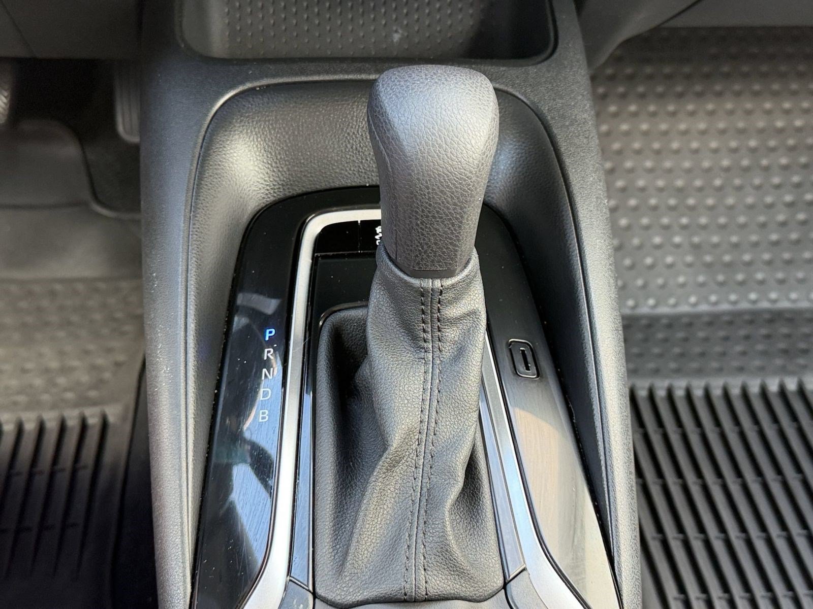 Used 2023 Toyota Corolla LE FWD image 19