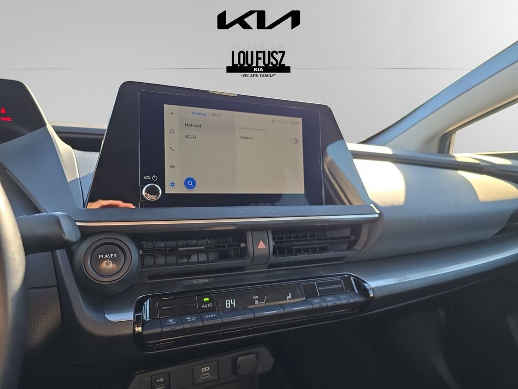 Used 2023 Toyota Prius LE image 7