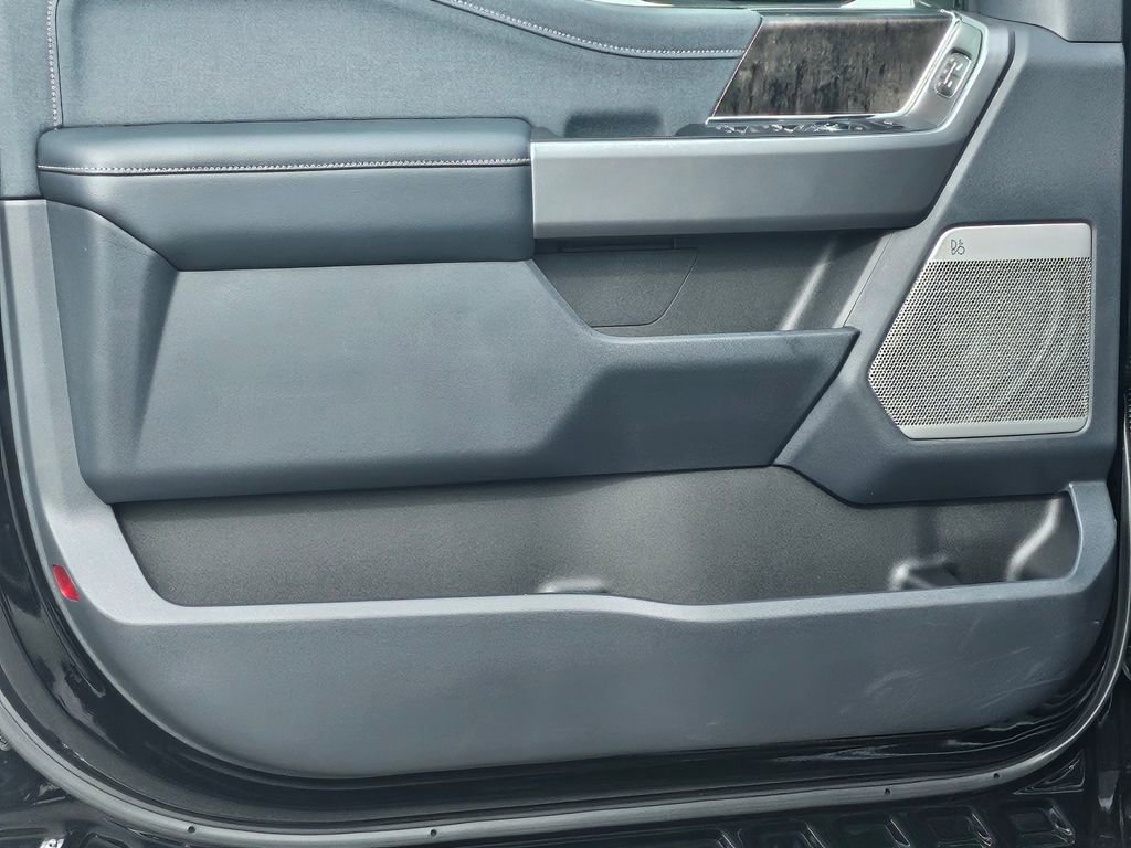 New 2026 Ford F250 Lariat w/ Black Appearance Package image 34