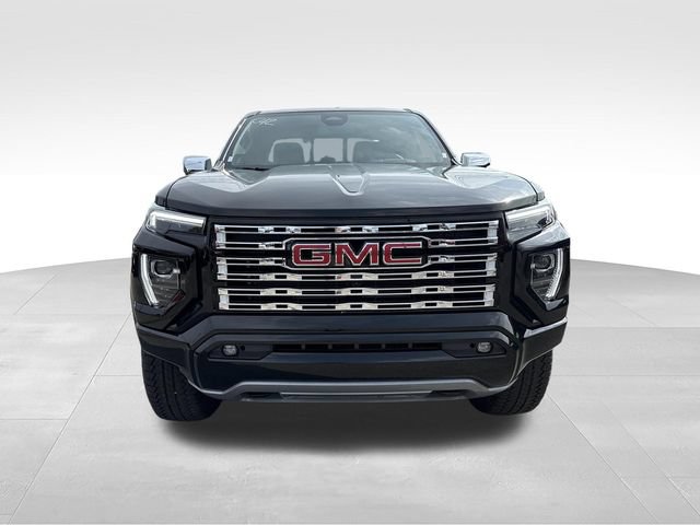 New 2026 GMC Canyon Denali w/ LPO, Denali Black Edition AWD/4WD image 8