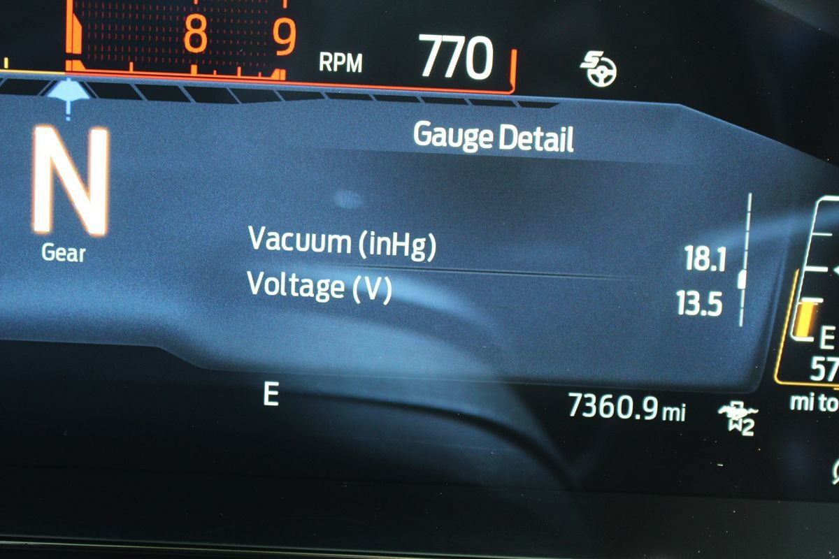 Used 2024 Ford Mustang GT RWD image 25