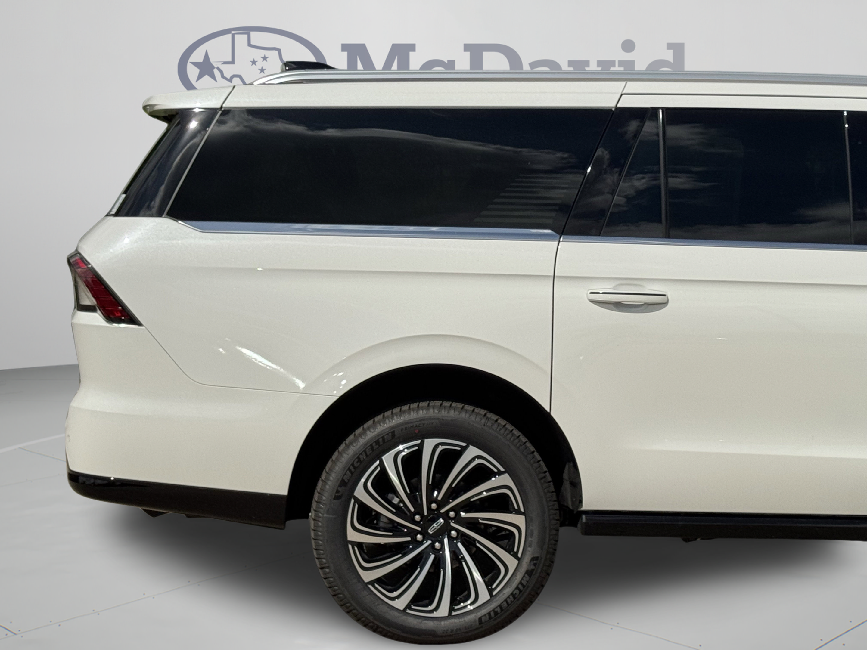 New 2026 Lincoln Navigator L Black Label AWD/4WD image 32