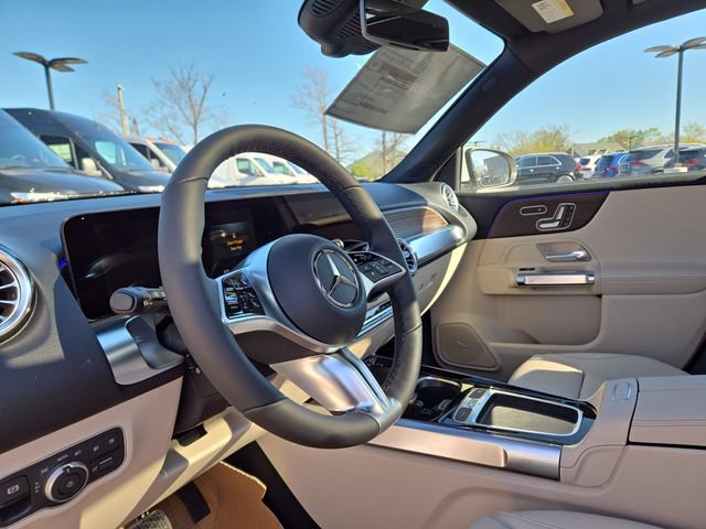 New 2026 Mercedes-Benz GLB 250 4MATIC image 25
