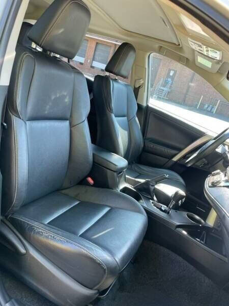 Used 2013 Toyota RAV4 Limited FWD image 17