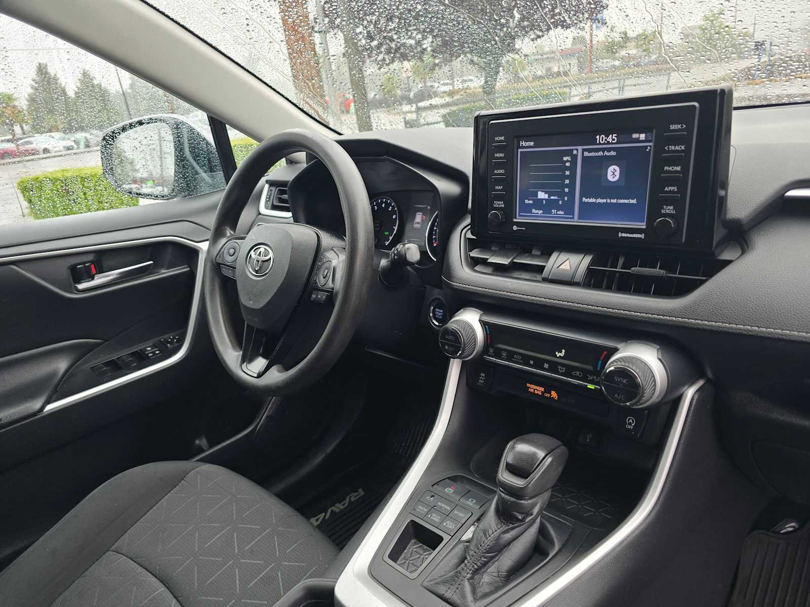 Used 2020 Toyota RAV4 XLE w/ All Weather Liner Package AWD/4WD image 10