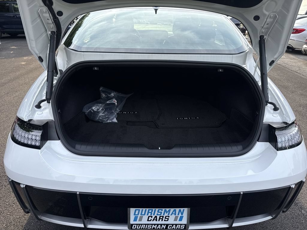 Used 2024 Hyundai Ioniq 6 SE RWD image 20