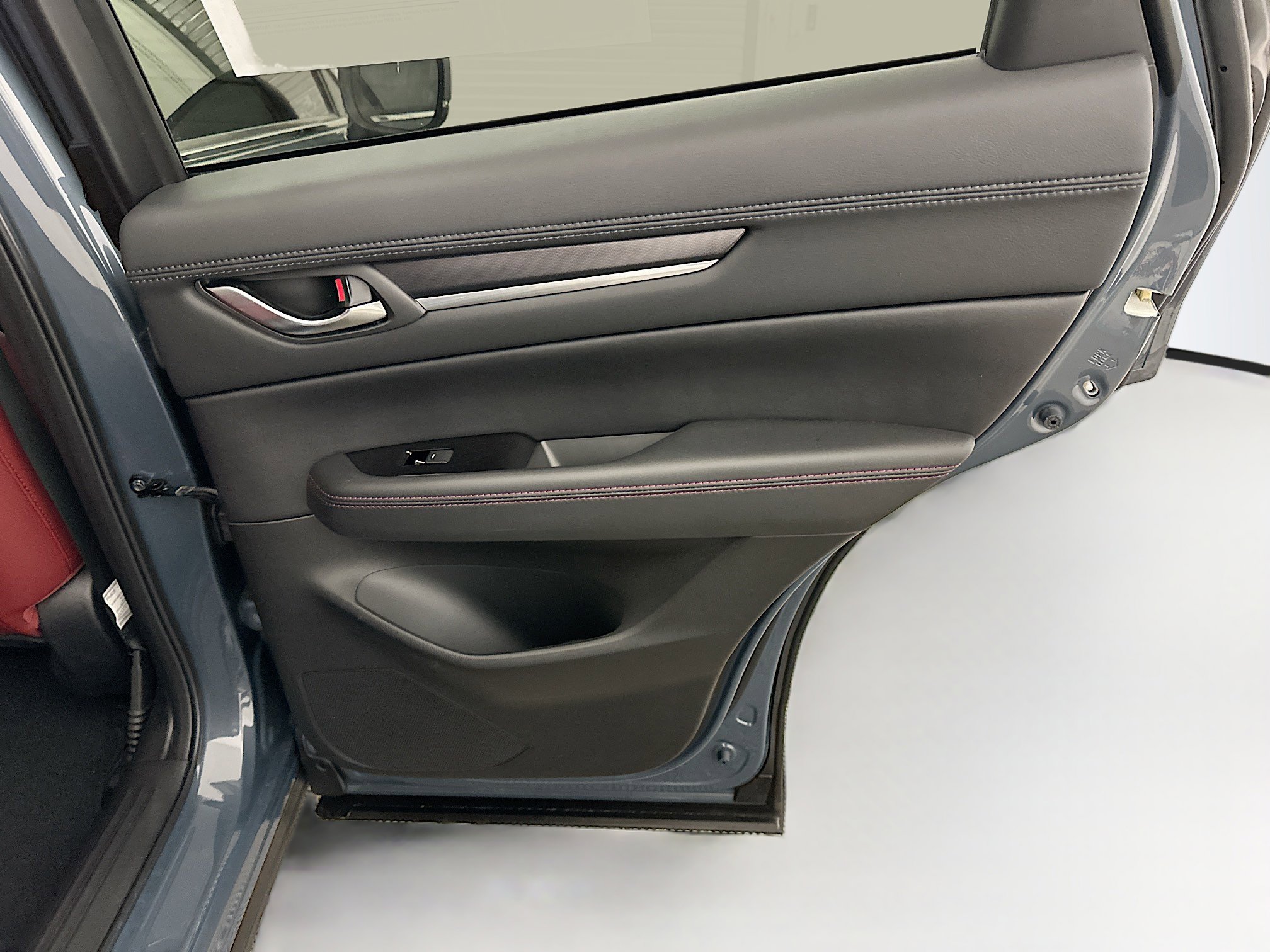 Used 2023 MAZDA CX-5 Carbon Edition image 33