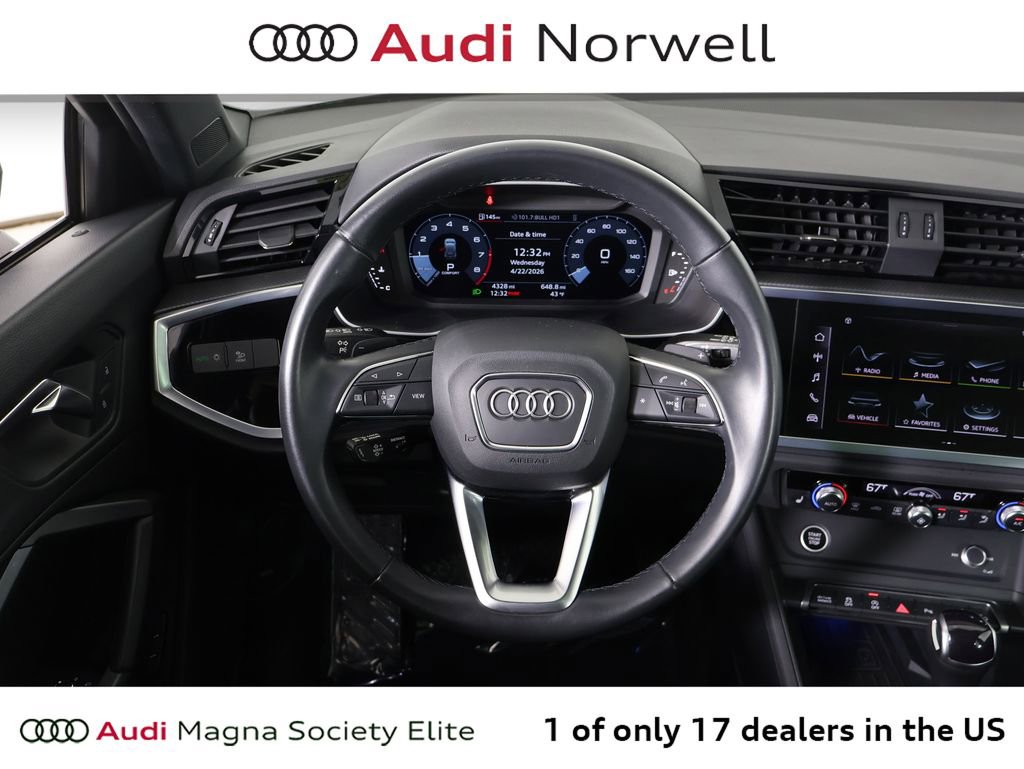 Used 2024 Audi Q3 2.0T Premium Plus image 33