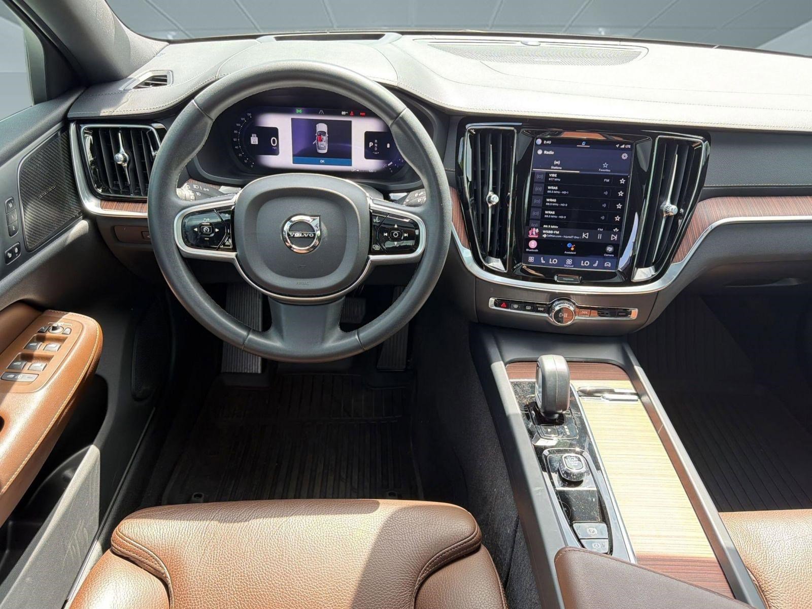 Used 2023 Volvo S60 B5 Ultimate w/ Protection Package Premier image 27