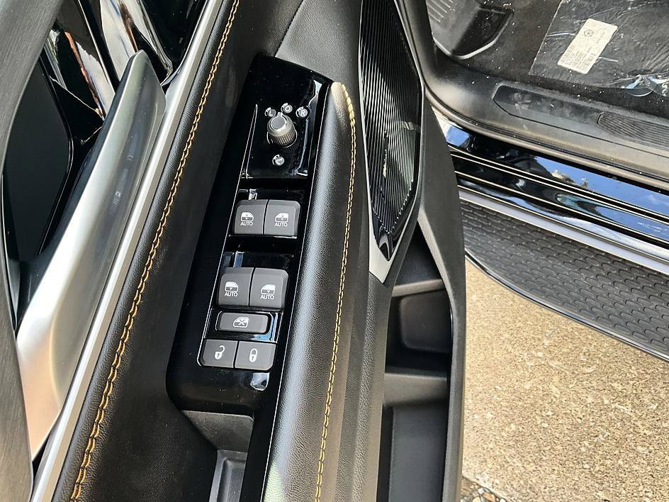 New 2026 Jeep Grand Wagoneer L 4WD image 16