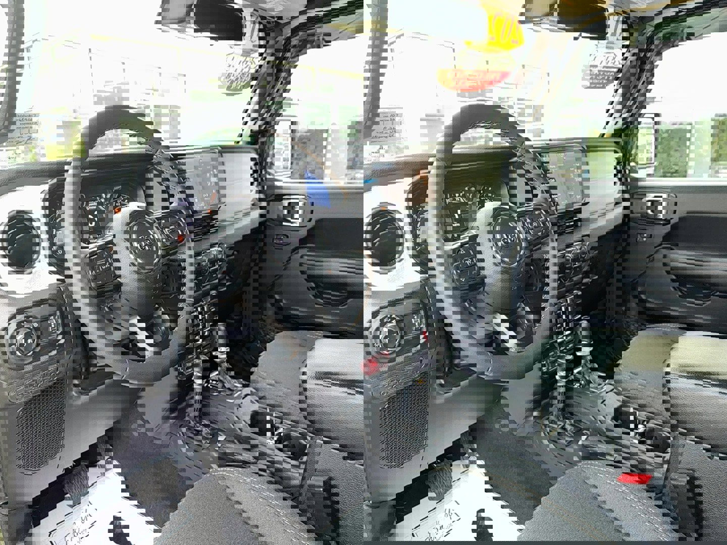 Certified 2024 Jeep Wrangler Willys image 12