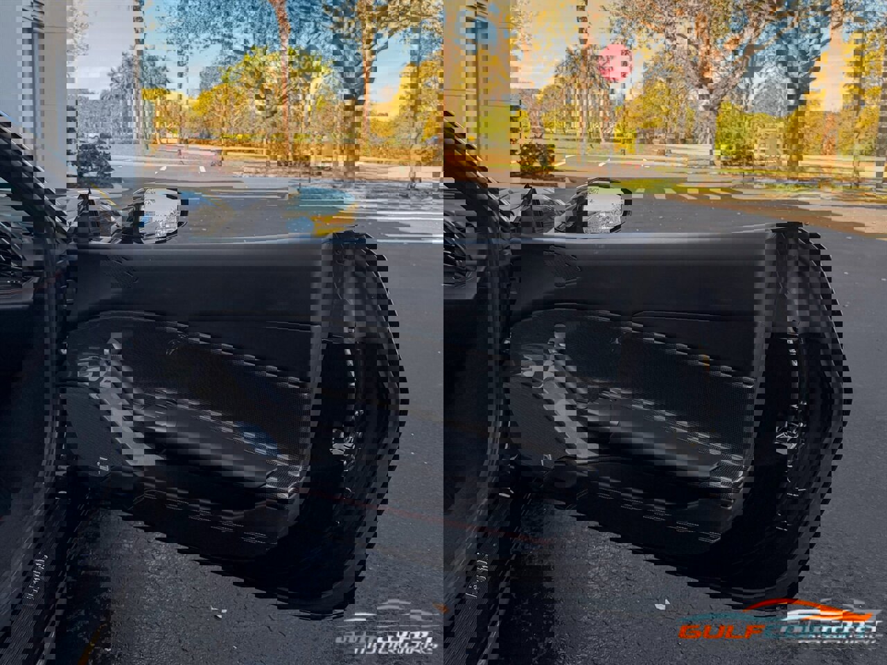 Used 2018 Ferrari 488 Spider image 37