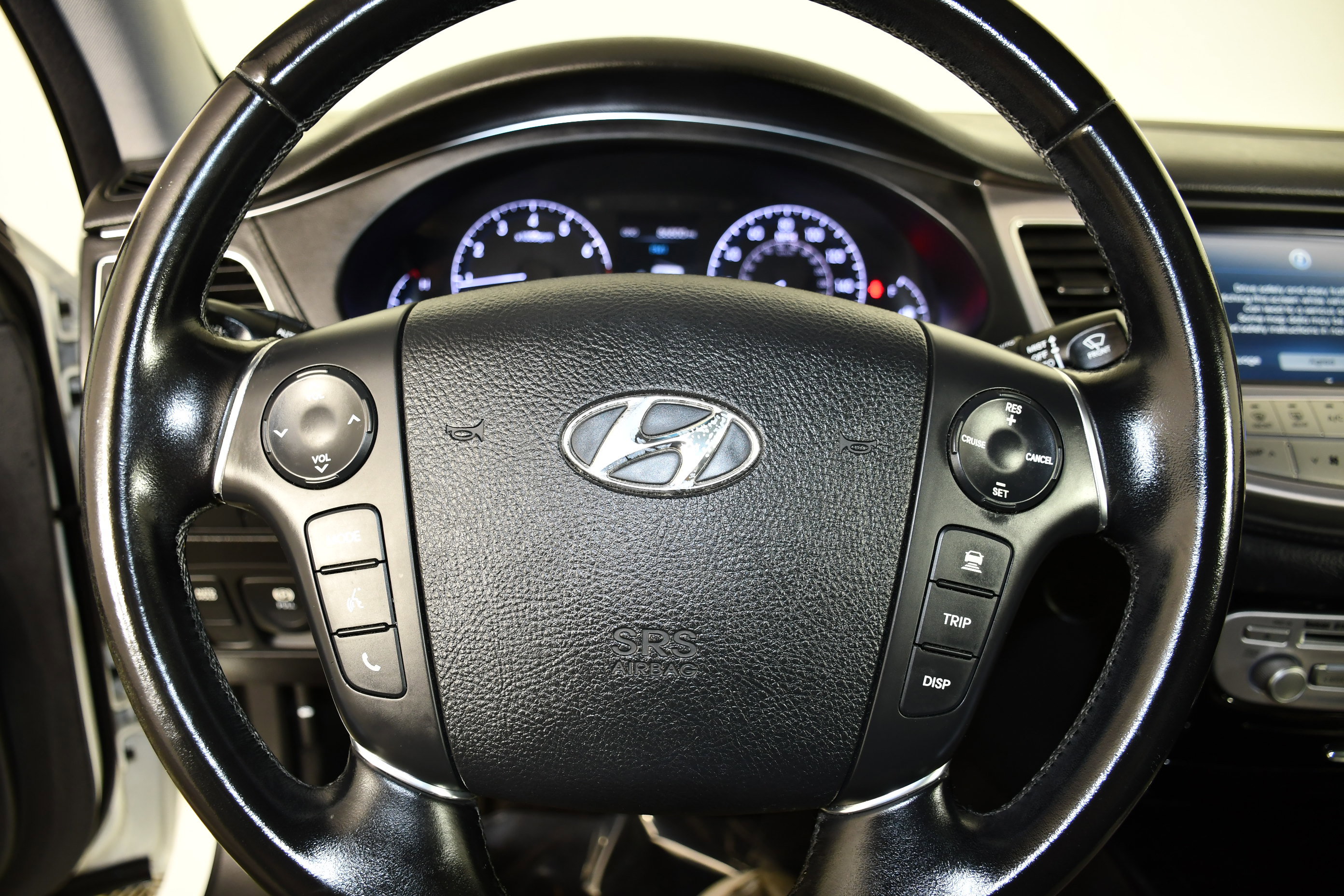 Used 2013 Hyundai Genesis 5.0 R-Spec RWD image 19
