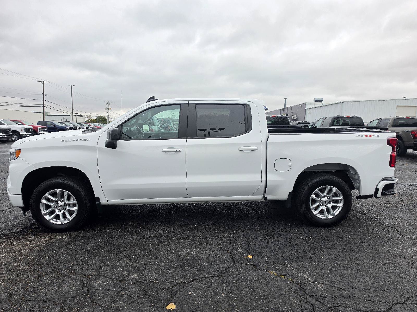Used 2026 Chevrolet Silverado 1500 RST AWD/4WD image 2