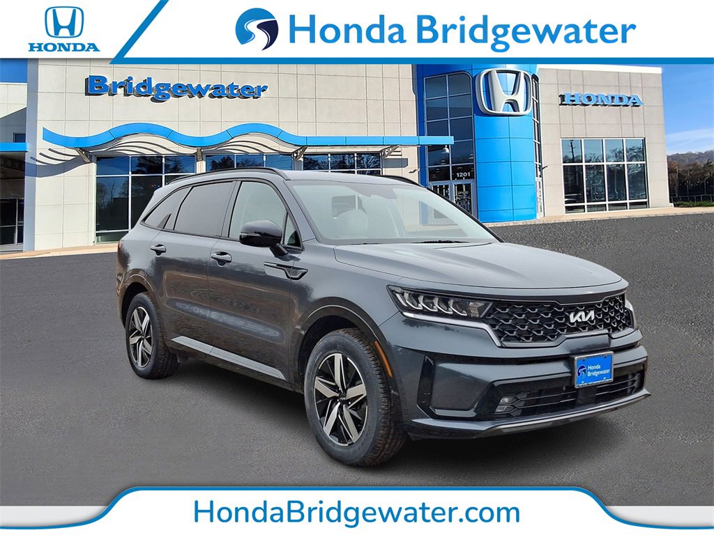 Used 2022 Kia Sorento EX