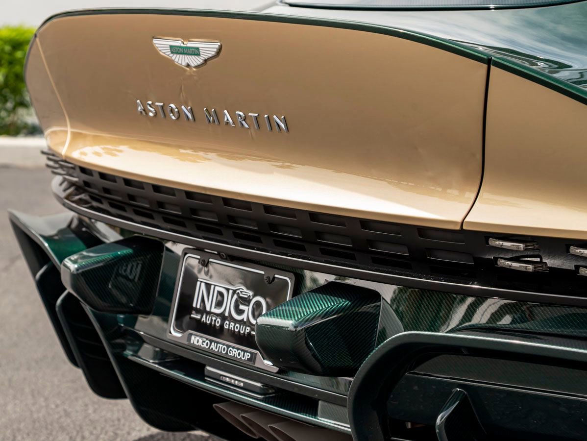 Used 2024 Aston Martin Valour RWD image 8