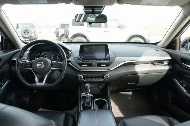 Used 2024 Nissan Altima 2.5 SR image 32