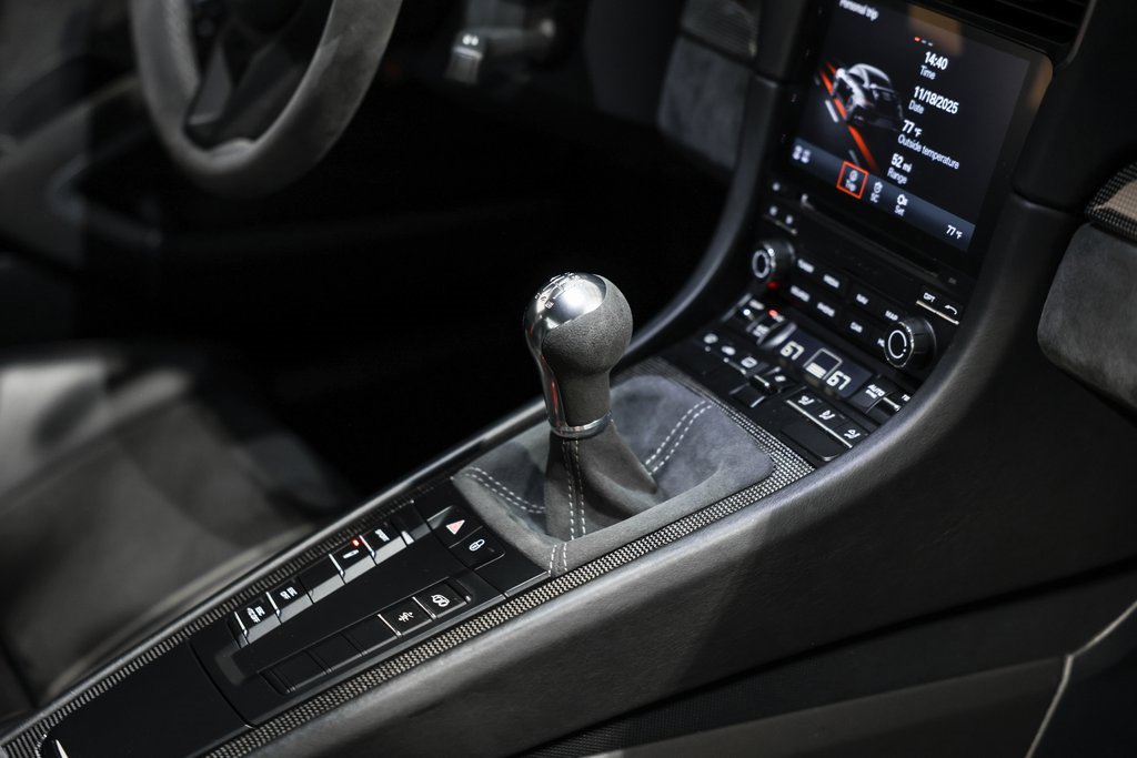 Used 2018 Porsche 911 GT3 w/ Sport Chrono Package image 25