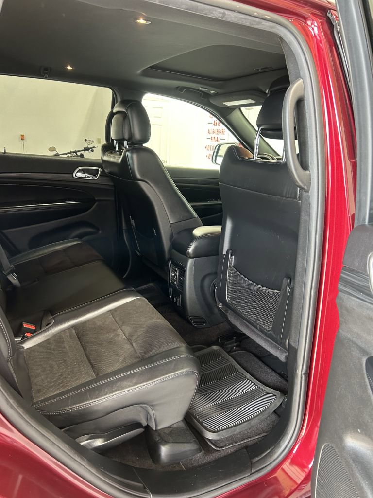 Used 2019 Jeep Grand Cherokee Altitude image 11