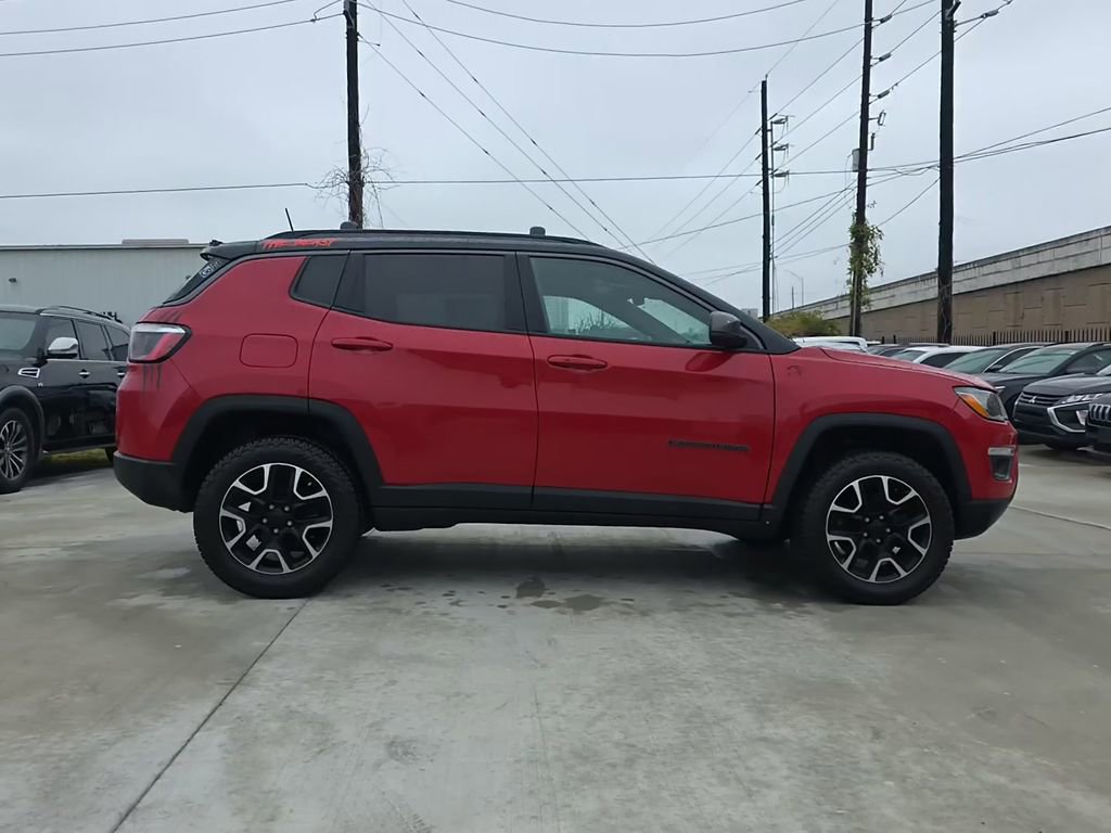 Used 2021 Jeep Compass Trailhawk image 3