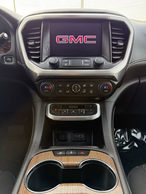 Used 2023 GMC Acadia SLE w/ Driver Convenience Package image 28