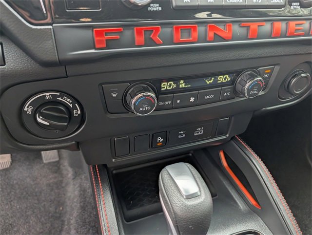 Used 2025 Nissan Frontier PRO-4X image 12