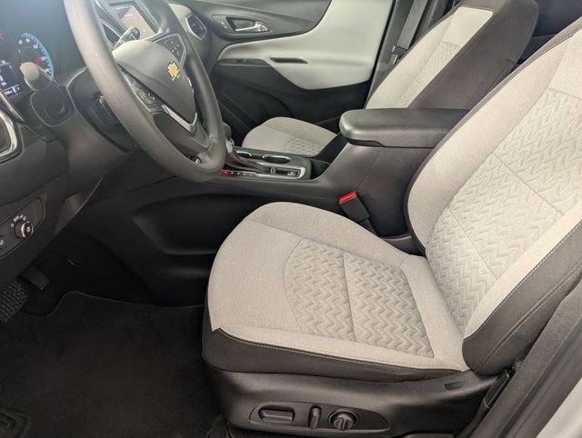 Used 2022 Chevrolet Equinox LS image 13