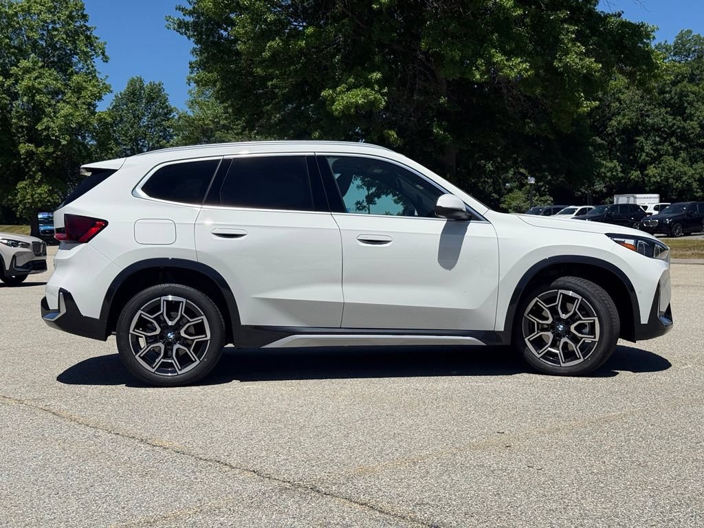 New 2026 BMW X1 xDrive28i AWD/4WD image 7