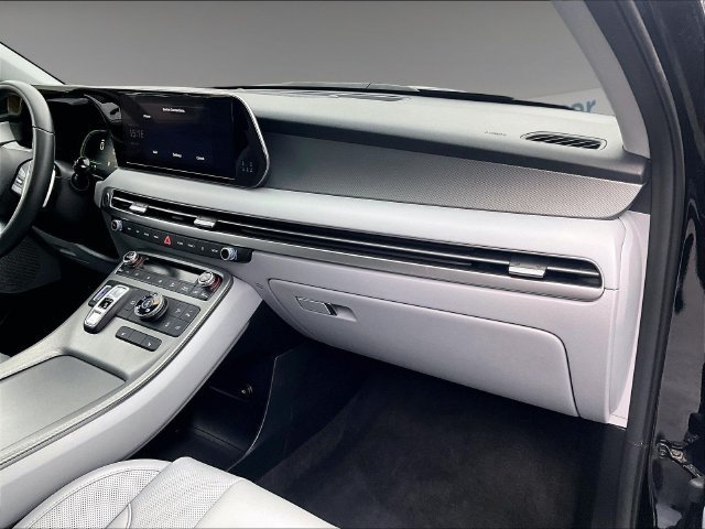 Used 2025 Hyundai Palisade SEL AWD/4WD image 17