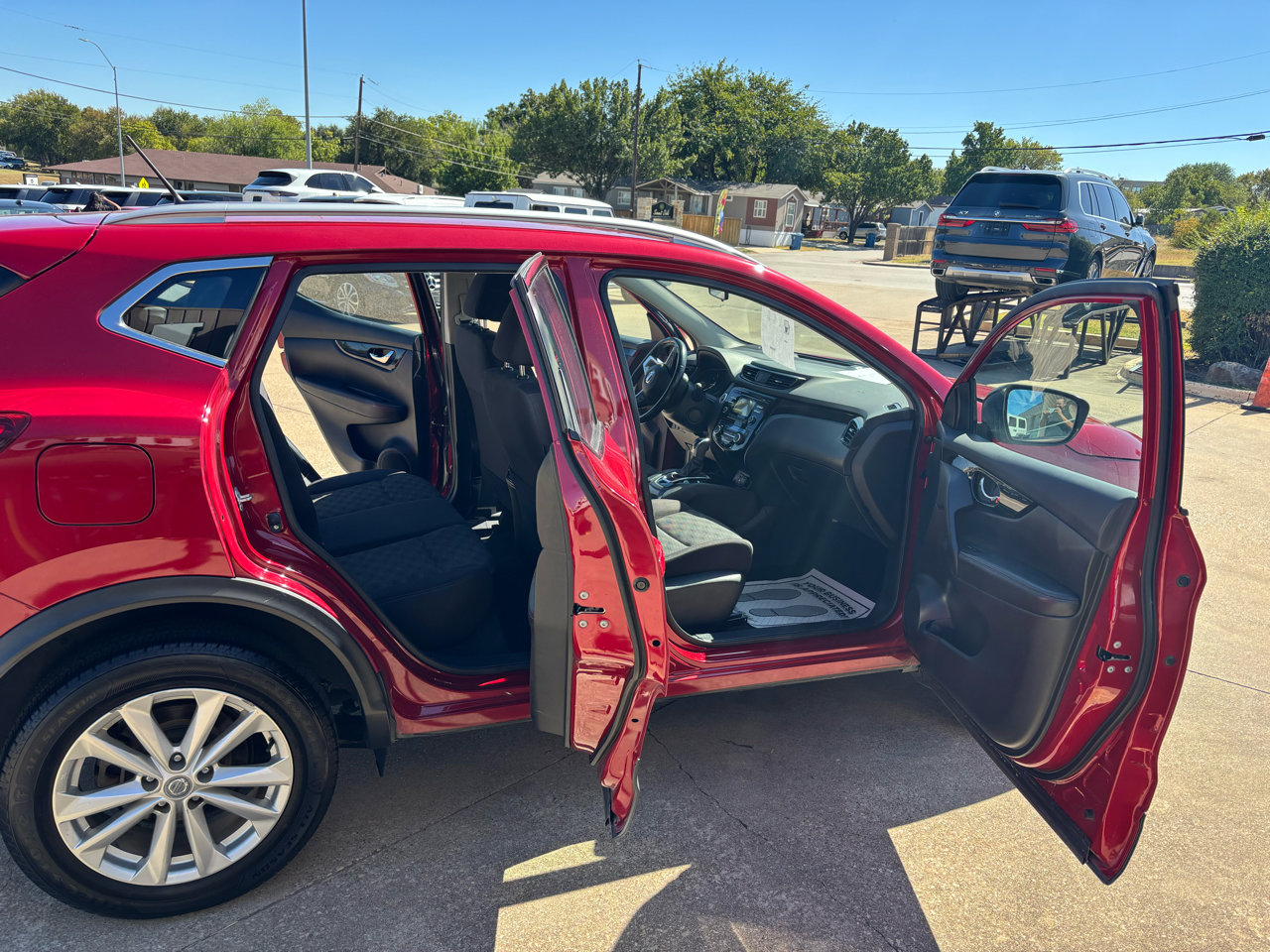 Used 2017 Nissan Rogue Sport SV w/ SV All-Weather Package image 10