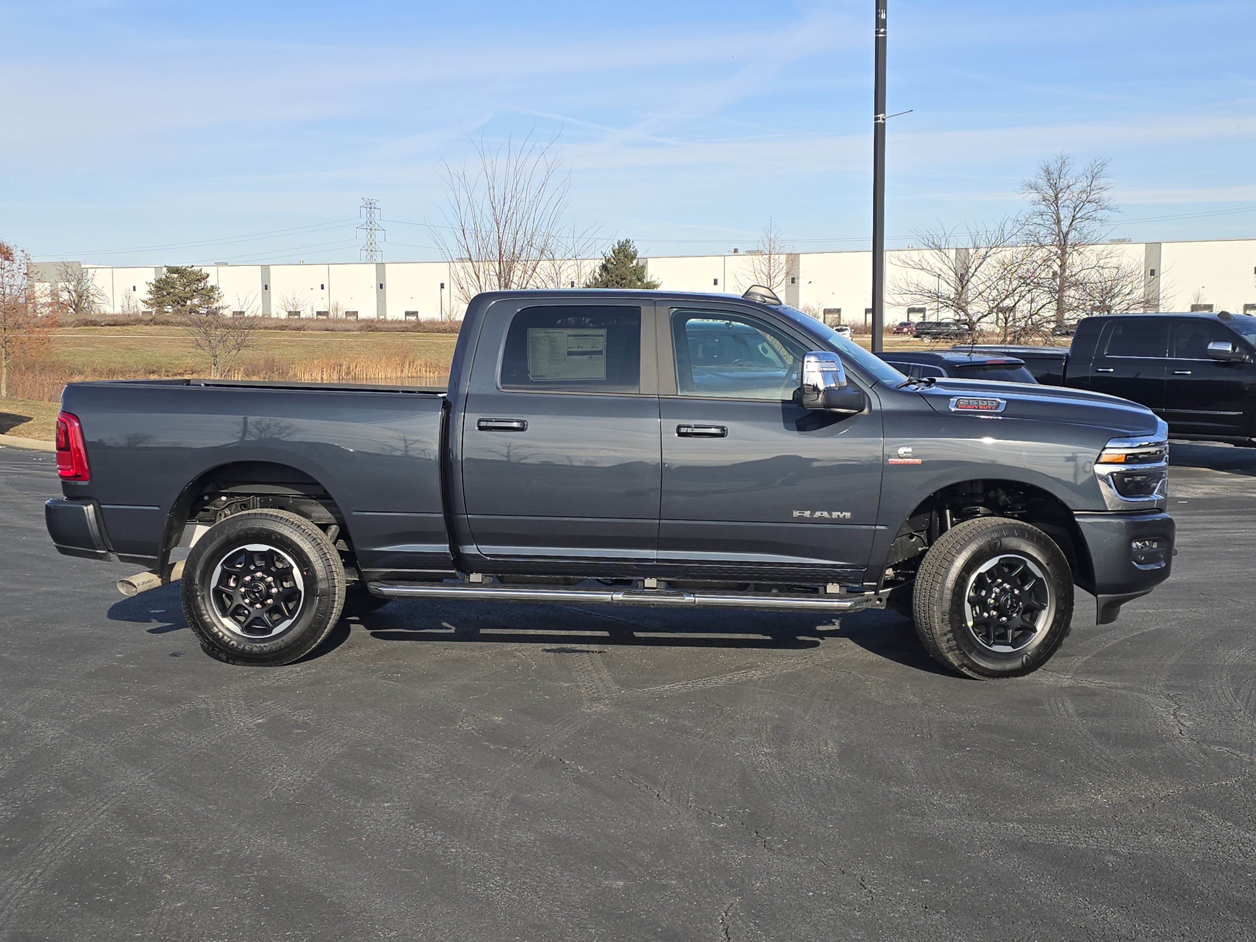 New 2026 RAM 2500 Laramie AWD/4WD image 19