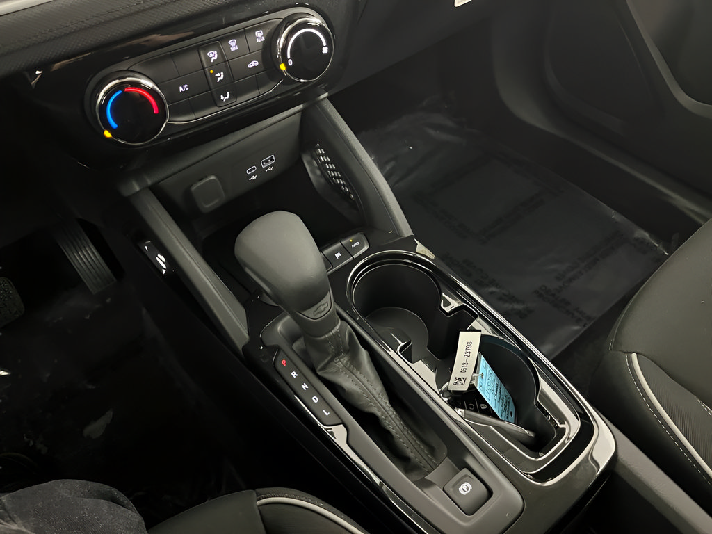 New 2026 Chevrolet TrailBlazer LT w/ Midnight Edition AWD/4WD image 17